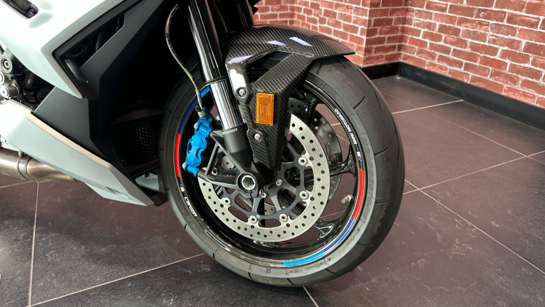 BMW M 1000 R (25MY)